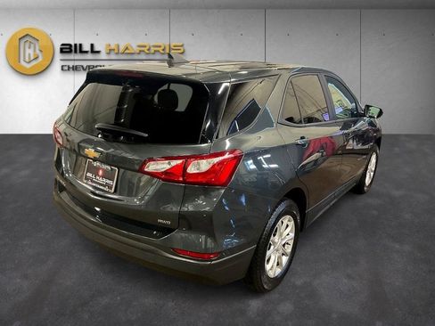 Used 2020 Chevrolet Equinox LS w/ LS Convenience Package image 5