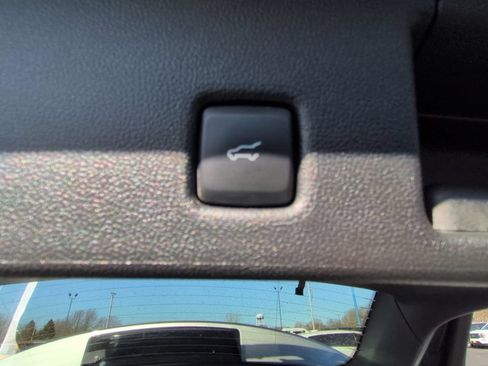 Used 2024 Ford Escape Platinum AWD/4WD image 23
