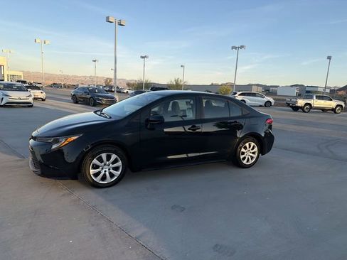 Used 2024 Toyota Corolla LE image 8