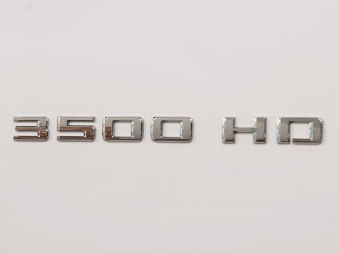 Used 2024 Chevrolet Silverado 3500 LTZ w/ LTZ Convenience Package AWD/4WD image 18