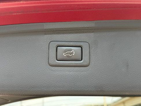 Used 2015 Subaru Outback 2.5i Premium AWD/4WD image 6