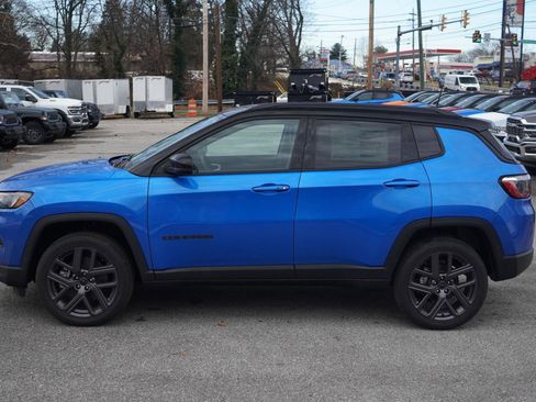 New 2026 Jeep Compass Limited AWD/4WD image 17