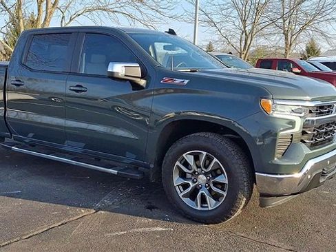 Certified 2025 Chevrolet Silverado 1500 LT image 2