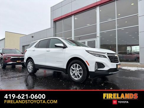 Used 2024 Chevrolet Equinox LT w/ LPO, Floor Liner Package image 1