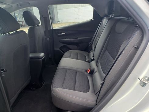 Used 2023 Chevrolet Bolt LT FWD image 14
