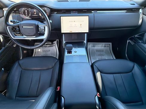 Used 2024 Land Rover Range Rover Autobiography image 16