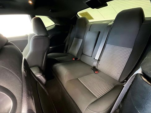 Used 2019 Dodge Challenger R/T Scat Pack RWD image 19