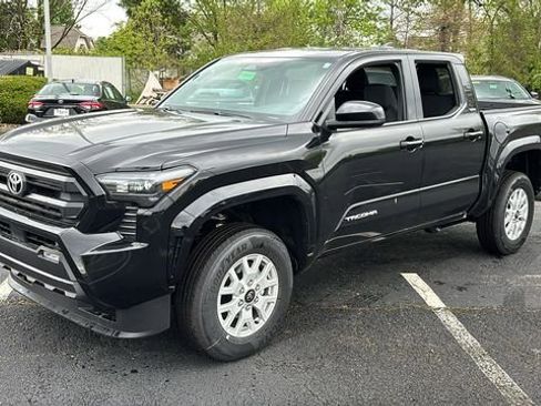 New 2026 Toyota Tacoma SR5 AWD/4WD image 3