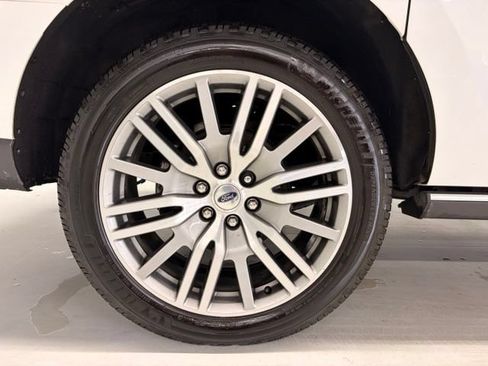 Used 2022 Ford Expedition Max Limited AWD/4WD image 7