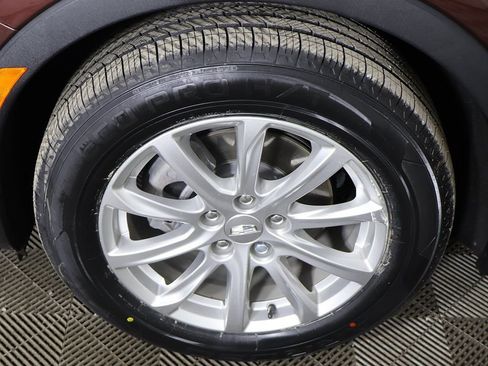 Used 2023 Cadillac XT4 Luxury image 15