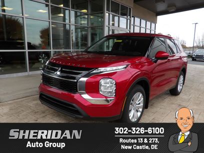 Used 2025 Mitsubishi Outlander ES