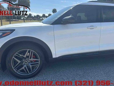 Used 2025 Ford Explorer ST w/ Sun And Sound Package image 4
