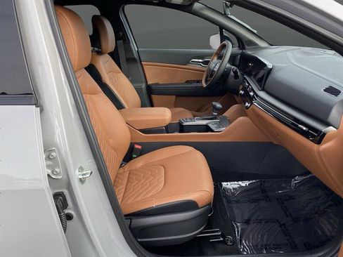 New 2026 Kia Sportage X-Line w/ X-Line Premium Package image 36