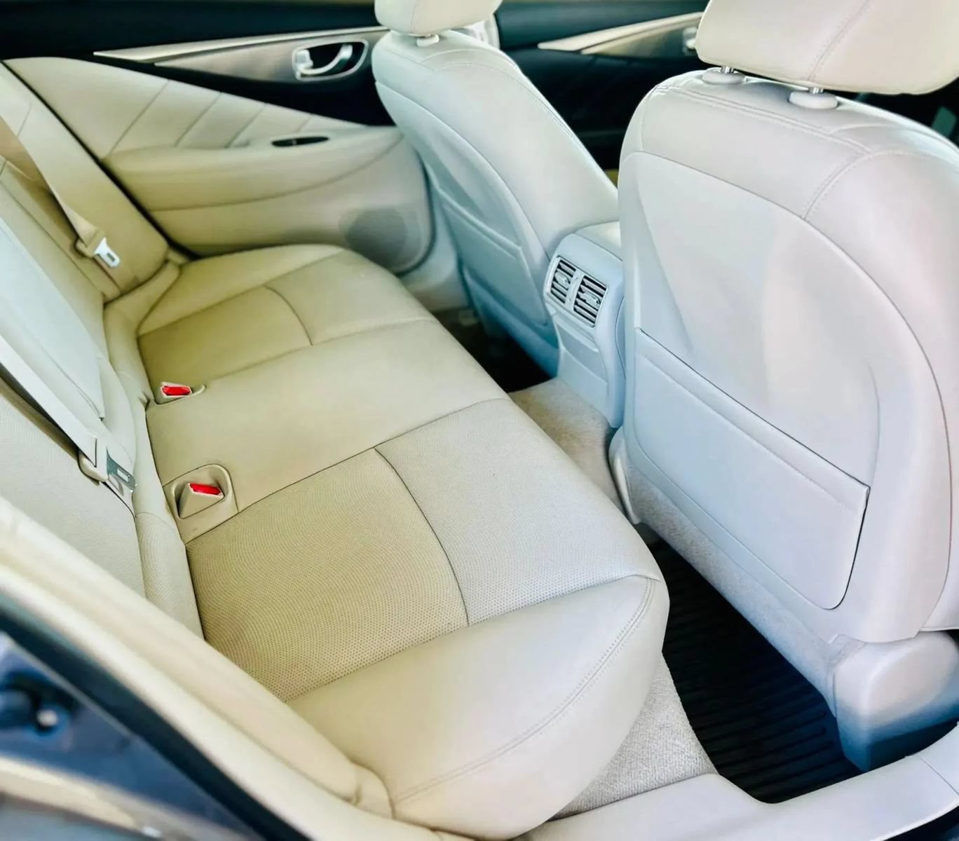 Used 2014 INFINITI Q50 Premium w/ Navigation Package AWD/4WD image 13