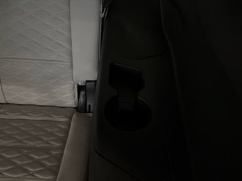 Used 2025 Cadillac Escalade V AWD/4WD image 47