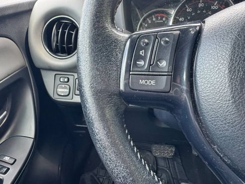 Used 2015 Toyota Yaris SE FWD image 27