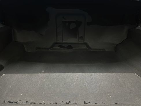 Used 2018 Chevrolet Camaro LT image 41