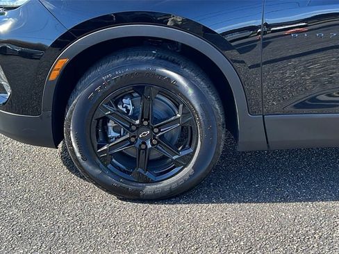 New 2026 Chevrolet Blazer LT image 9