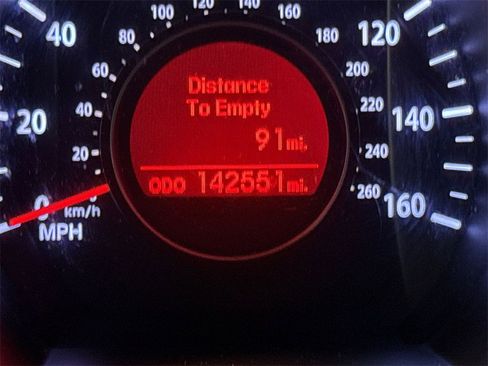 Used 2011 Kia Optima LX w/ Convenience Pkg image 12