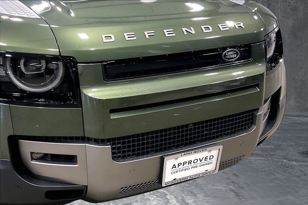 Used 2026 Land Rover Defender 130 S AWD/4WD image 35