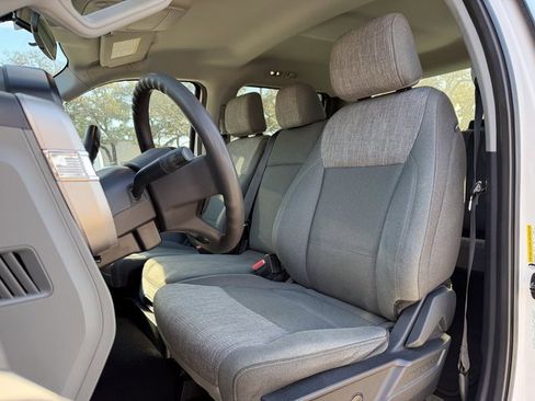 Used 2024 Ford F250 XLT image 7