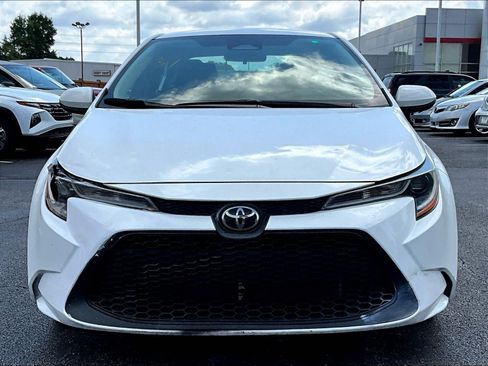 Used 2023 Toyota Corolla LE FWD image 2