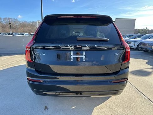 New 2026 Volvo XC90 B6 Ultra w/ Lounge Package image 6