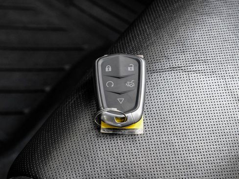 Used 2017 Cadillac Escalade Platinum image 51