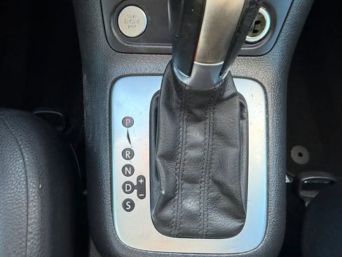Used 2016 Volkswagen Tiguan S FWD image 15