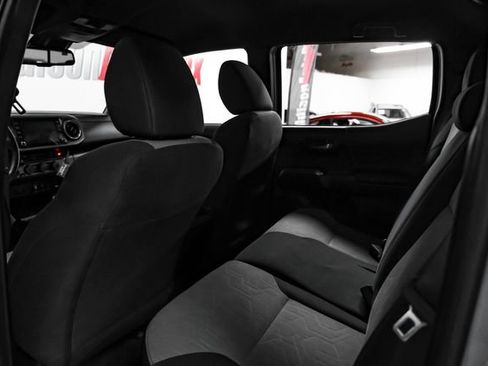 Used 2021 Toyota Tacoma TRD Sport AWD/4WD image 34