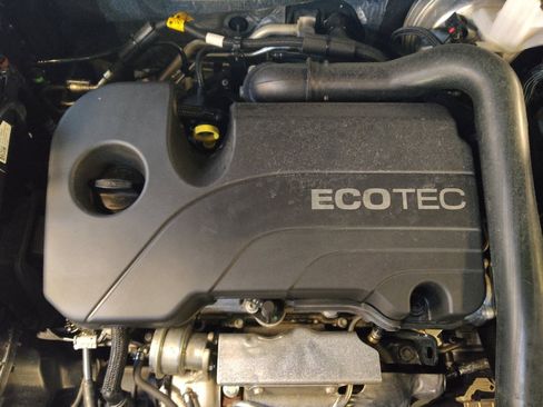 Used 2022 GMC Terrain SLT image 30