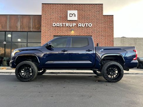 Used 2024 Toyota Tundra Platinum image 3