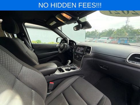 Used 2021 Jeep Grand Cherokee Laredo RWD image 27
