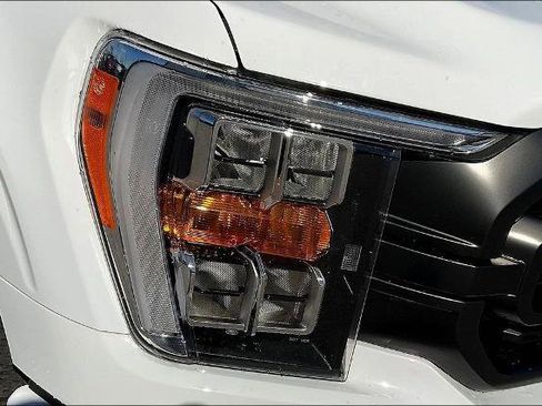 Certified 2022 Ford F150 XLT w/ Equipment Group 302A High image 33