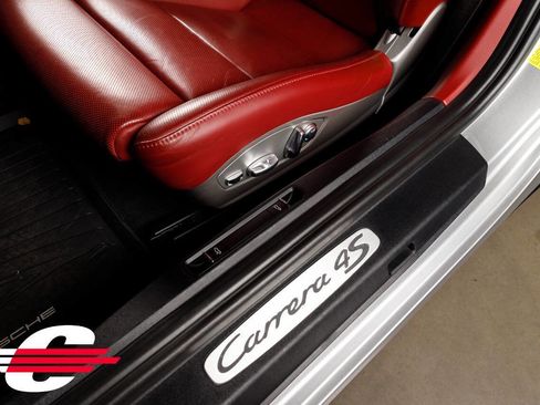 Used 2017 Porsche 911 Carrera 4S image 23