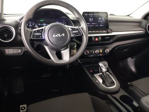 Used 2023 Kia Forte LX FWD image 2