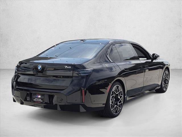 New 2027 BMW 740i w/ Executive Package RWD image 2
