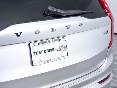 Used 2018 Volvo XC90 T6 Momentum w/ Convenience Package AWD/4WD image 36