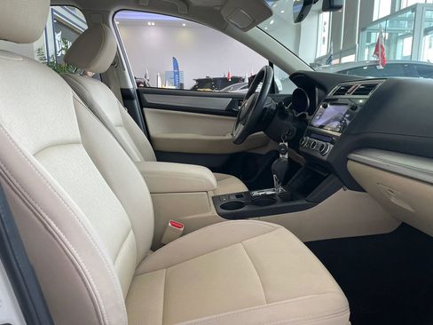 Used 2017 Subaru Legacy 2.5i Premium AWD/4WD image 26