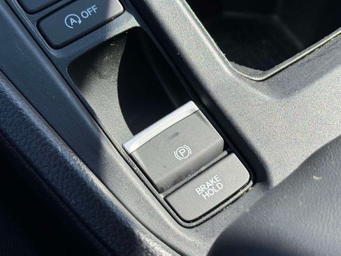 Certified 2023 Honda Accord LX image 12