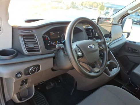 Used 2024 Ford Transit 350 XLT image 18