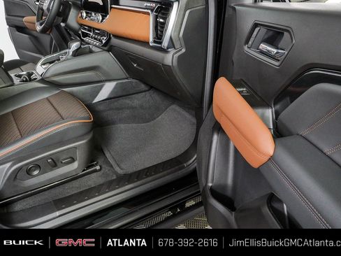 New 2026 GMC Canyon AT4 w/ Nightfall Edition AWD/4WD image 24