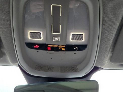 Used 2023 Volvo XC60 B5 Core image 44