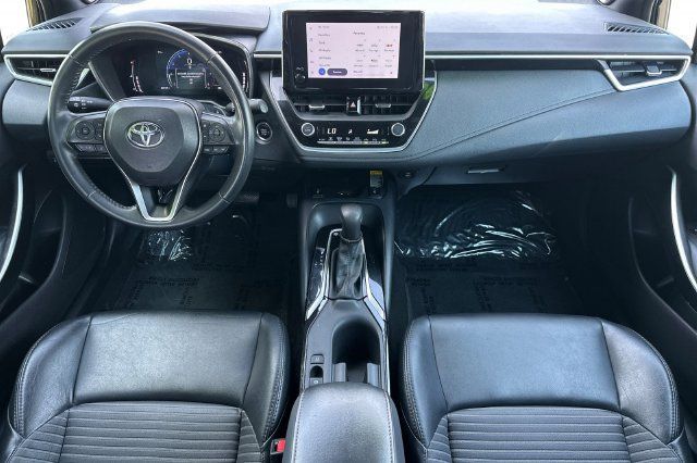Used 2023 Toyota Corolla XSE FWD image 15