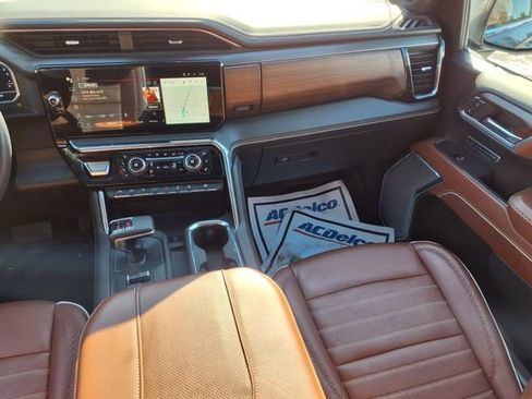 Used 2024 GMC Sierra 1500 Denali Ultimate image 15