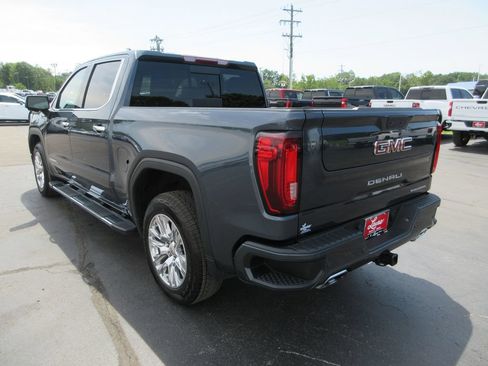 Certified 2022 GMC Sierra 1500 Denali w/ Driver Alert Package II AWD/4WD image 9