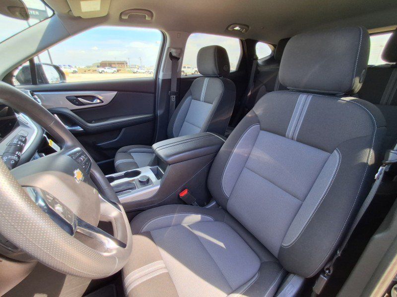 Used 2025 Chevrolet Blazer LT AWD/4WD image 11