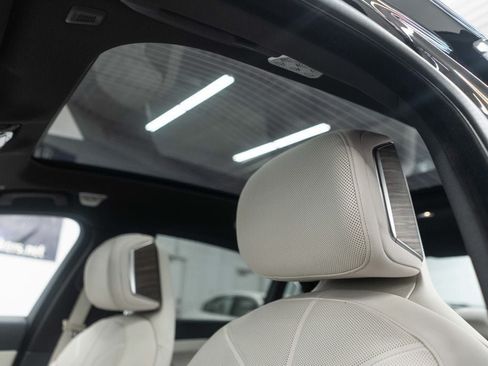 Used 2023 BMW 760i xDrive w/ Executive Package AWD/4WD image 16