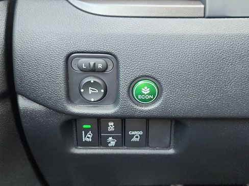 Certified 2026 Honda Ridgeline Sport image 26