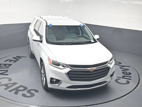 Used 2018 Chevrolet Traverse Premier FWD image 32